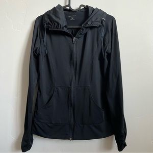 black running jacket
